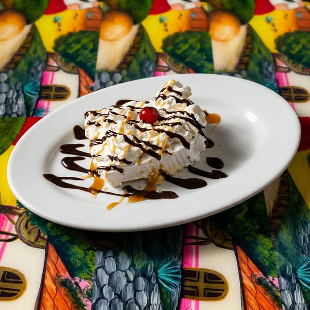 Pastel de tres leches.